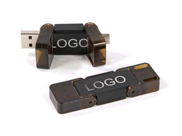 USB-Stick mit braunem Gehäuse, Platz für ein individuelles Logo und zwei Anschlüssen für vielseitige Nutzung.