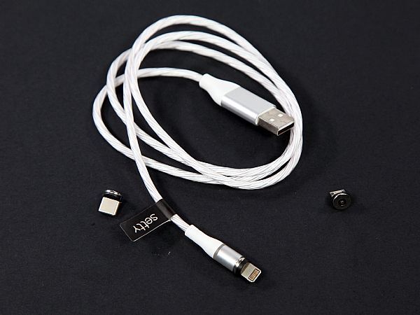 LED Flowing Light Ladekabel mit Magnet