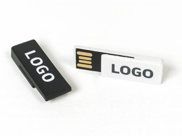 USB-Stick in Schwarz und Weiß mit Platz für individuelle Logo-Gestaltung zur effektiven Markenpräsentation.