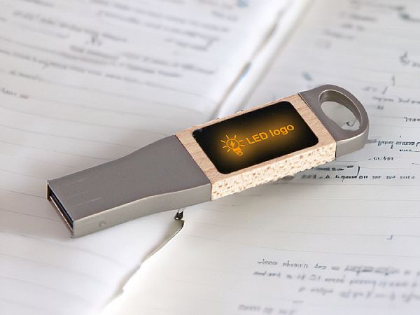 LED USB-Stick aus Metall und Holz mit Leuchteffekt, idealer Werbeartikel
