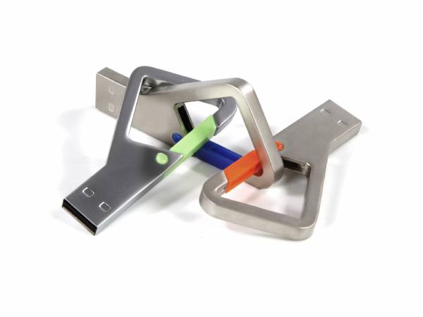 USB-Stick im modernen Design mit bunten Akzenten und Platz für individuelles Branding. Ideal für Promotion und Unternehmenswerbung.