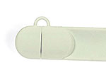 USB-Stick in Weiß mit praktischem Klappmechanismus und Platz für individuelle Logo-Gestaltung. Ideal für Werbezwecke.