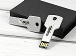 USB-Stick in Form eines Schlüssels mit individueller Druckfläche für Logos, elegant und individuell gestaltbar.