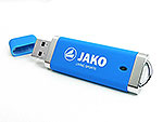 USB-Stick in auffälligem Blau mit silbernem Gehäuse und Platz für individuelle Logos oder Beschriftungen.