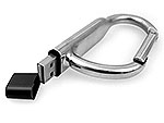 Metallischer USB-Stick in Karabiner-Form mit schwarzem Deckel und Platz für individuelles Logo als Werbegeschenk.