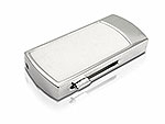 Modernen USB-Stick in silberner Farbgebung mit einem eleganten, bedruckbaren Bereich für individuelle Logos.