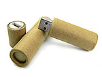 USB-Stick in Kapsel-Design aus Karton, ideal für nachhaltige Werbeaktionen und individuell gestaltbar.