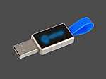 USB-Stick mit blauem Anhänger und individuell bedruckbarem Logo-Bereich für individuelle Werbemöglichkeiten.