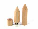 USB-Stick im Bleistift-Design aus hellem Holz mit Platz für individuelle Logos und Werbung. Ideal für kreative Promotions.