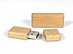 USB-Stick mit natürlichem Holzgehäuse, ideal für individuelle Logo-Drucke und als nachhaltiges Werbegeschenk.