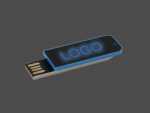 USB-Stick in schwarzem Design mit blauem Rand und Platz für individuelles Logo zur Personalisierung und Werbung.