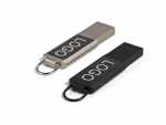 Zwei USB-Sticks in Schwarz und Silber mit Platz für individuelles Logo, ideal für Werbung und Branding.