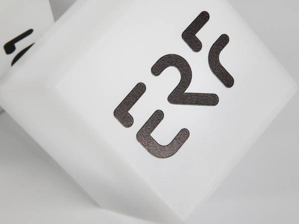 erf led leucht wuerfel mit dtf logo