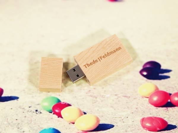 holz usb stick mit gravur musiker kã¼nstler