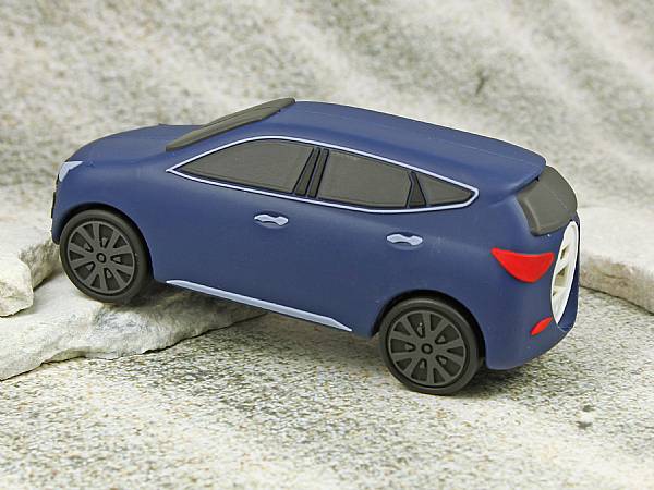 powerbank akku auto gelände fahrzeug werbung