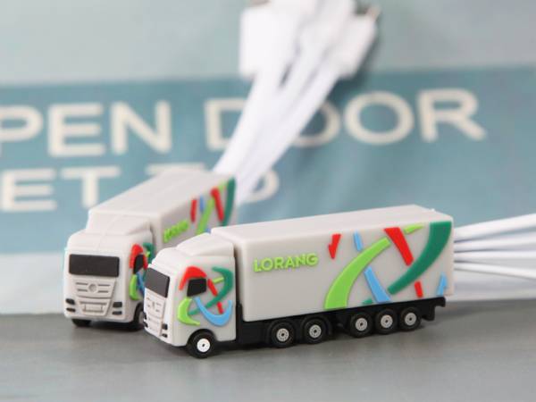 Individuelles Ladekabel 4 in 1, Adapterkabel mit individuellem Endstück