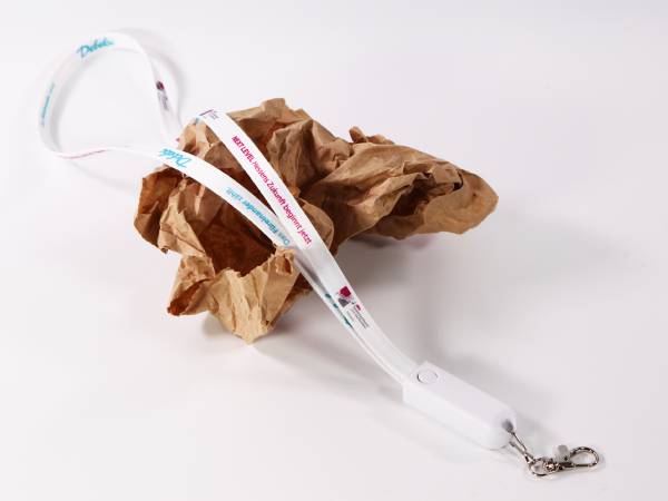 umhã¤ngeband ladekabel mit firmendruck sponsorendruck