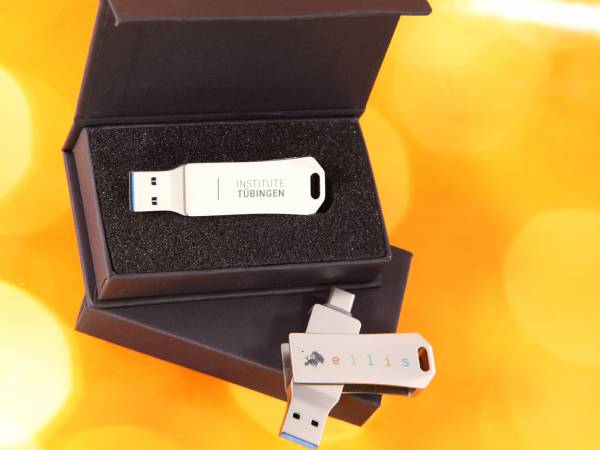 usb c twister dual mit digitaldruck geschenkverpackung