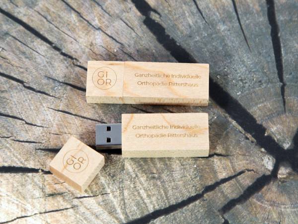 usb holz stick mit gravur individuell werbeartikel