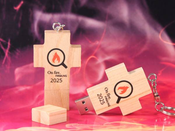 usb holzkreuz zur firmung