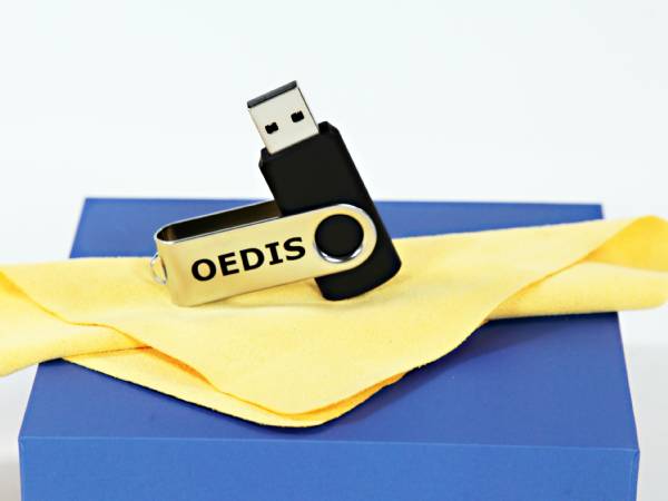 usb klassik drehbã¼gel stick mit logodruck