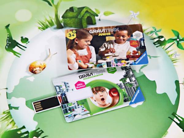 USB-Karte mit individuellem Design, geeignet für kreative Werbung und Kinderprodukte. Ideal für Firmen, die spielerisch ansprechen möchten.