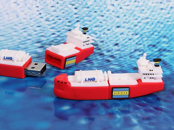 usb stick boot schiff transport frachter werbung individuell