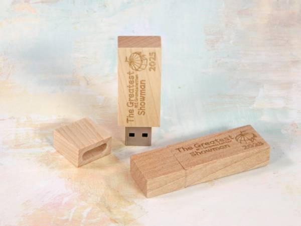 usb stick holz classic hellbraun natur öko gravur
