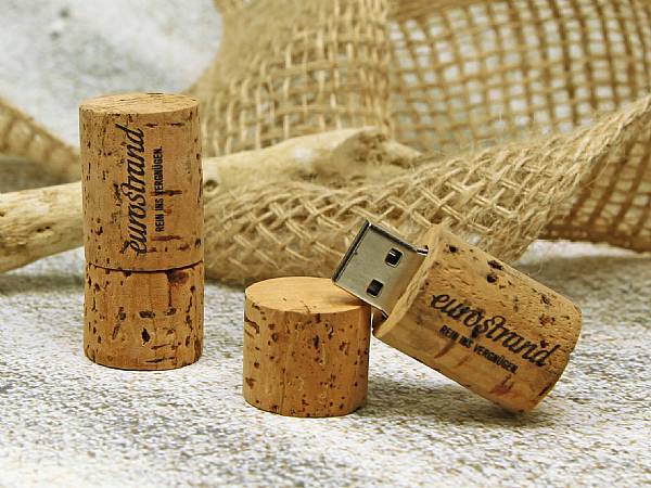 Echter Korken als USB-Stick, weiche Kanten