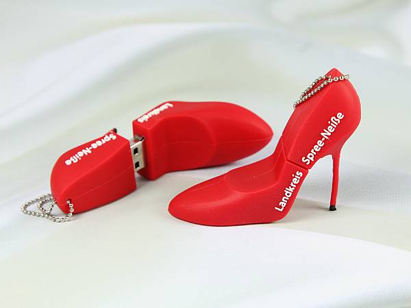 usb stick schuhe high heel mode werbung logo