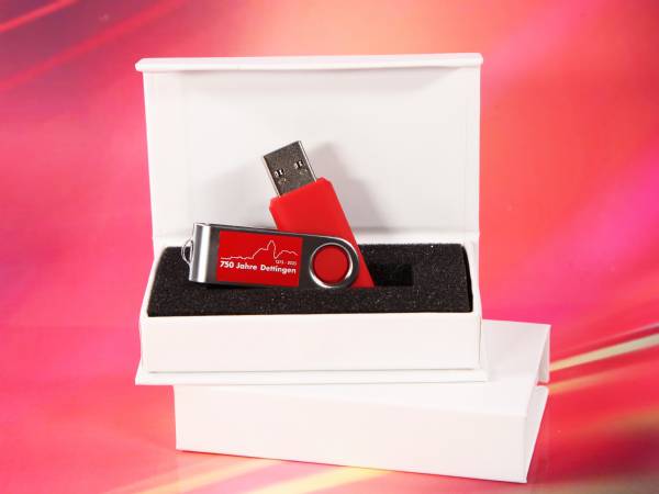 usb twister 750 jahr feiert rot