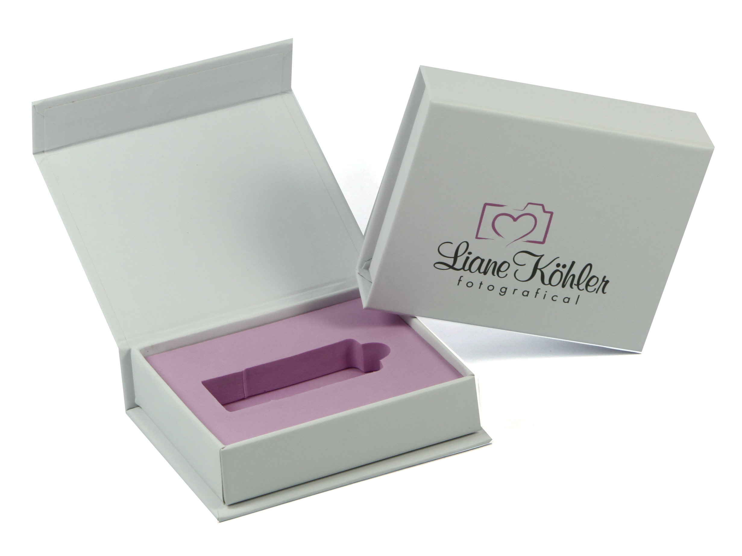 klappbox weiss innen rosa logo köhler