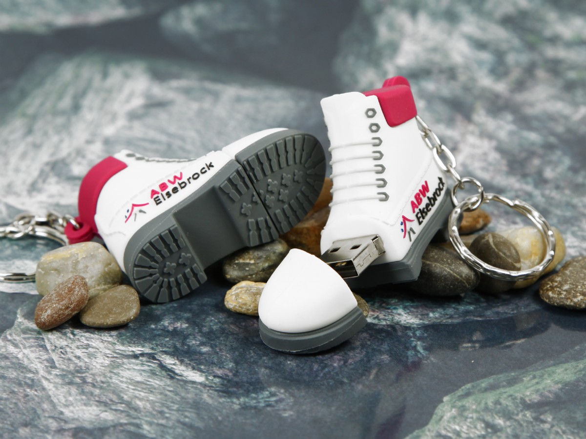 Schuhe als USB-Stick