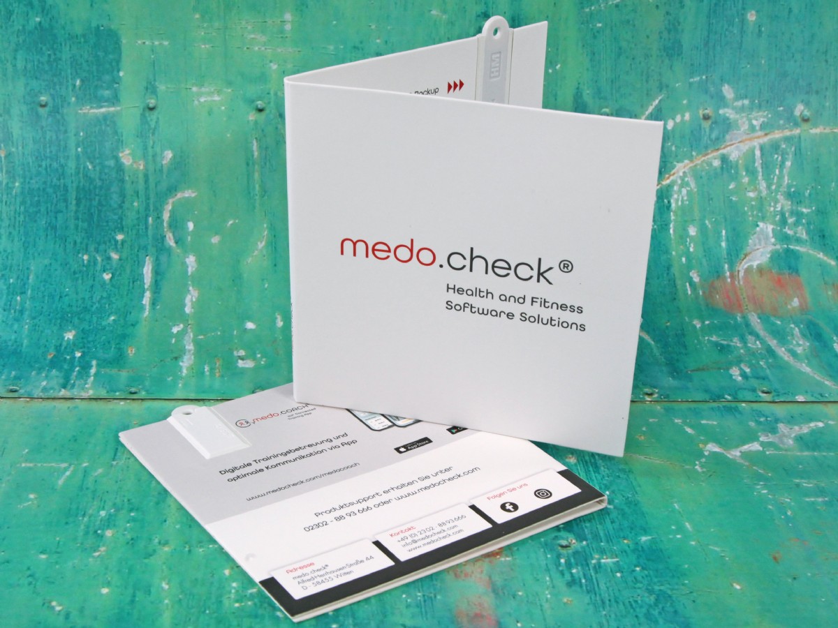 Paper USB Klappkarte