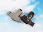 Dual-USB-Stick mit OTG-Anschluss, verfügbar in Silber und Schwarz, ideal für individuelle Logo-Gravuren.