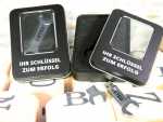 usb gabelschlã¼ssel in bedruckter metalldose
