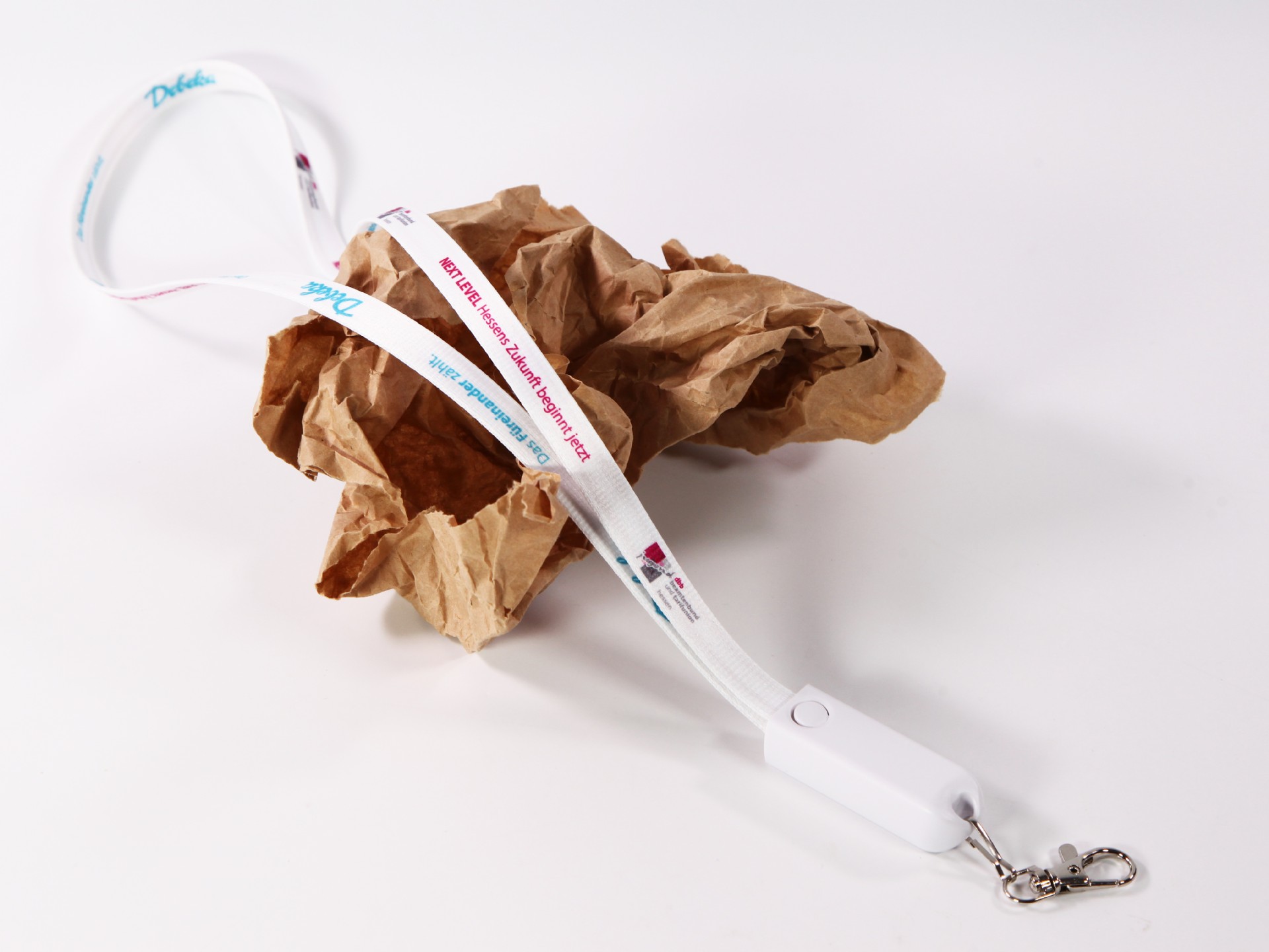 umhã¤ngeband ladekabel mit firmendruck sponsorendruck