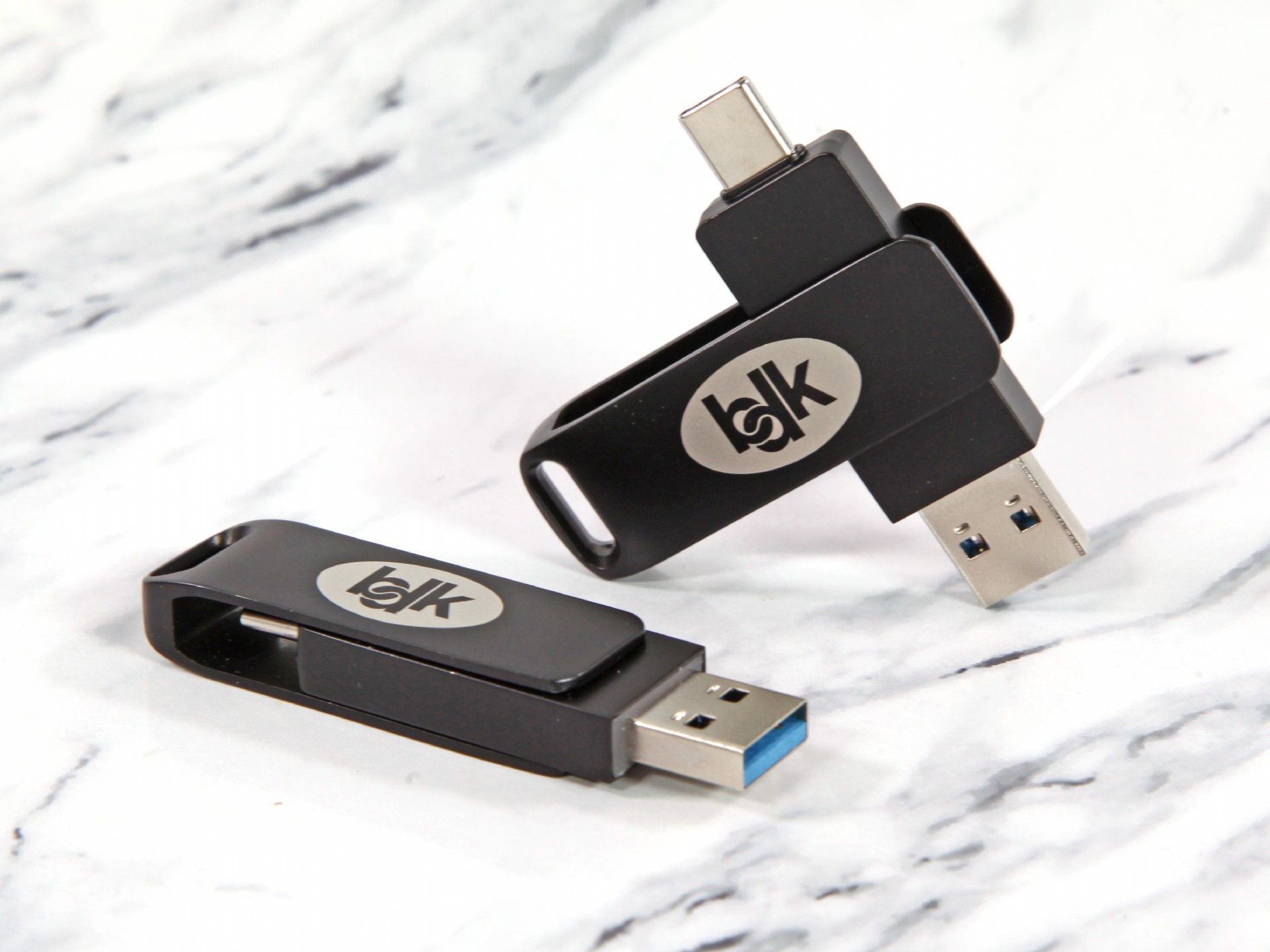 usb onycha twister typ c bdk