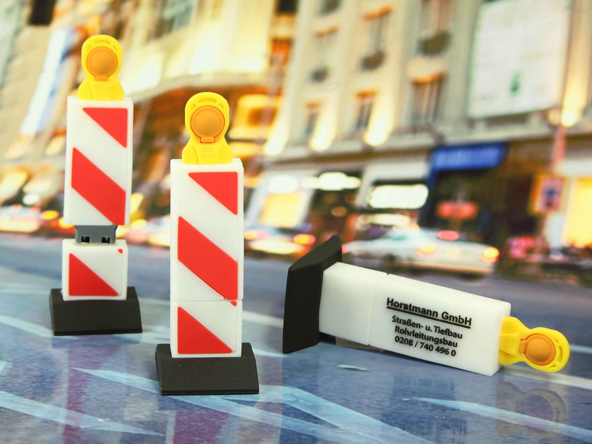 usb stick absperrung strasse warnung tiefbau bake absperrbake warn warnbake