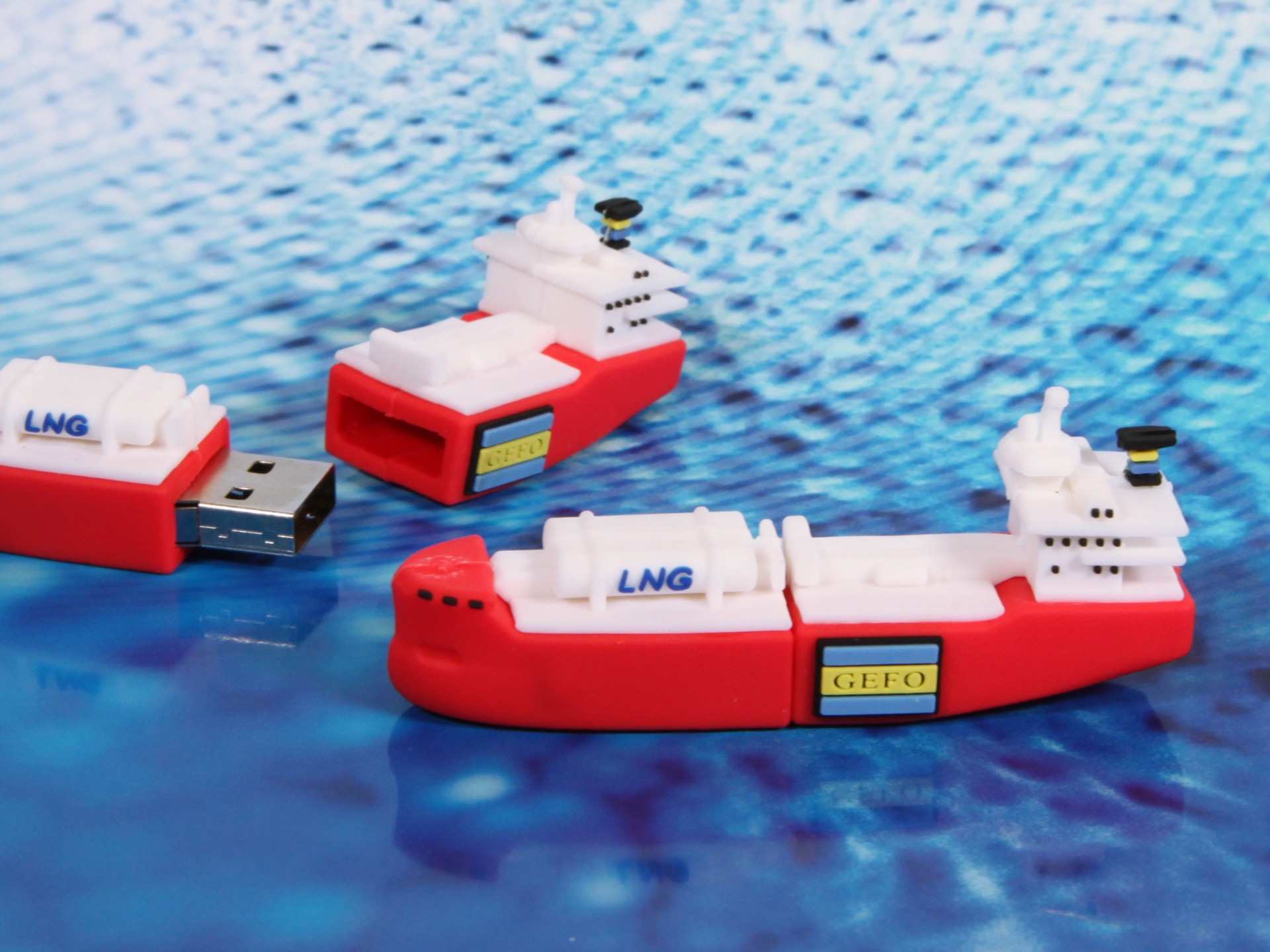 usb stick boot schiff transport frachter werbung individuell